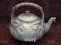 Belleek Grass China Teapot 2nd Mark (1891-1926) Very Nice