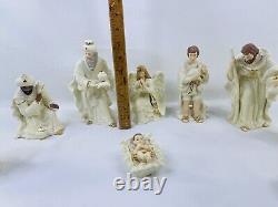 Belleek Living Nativity Collection 10 Piece Set, 3 Wisemen, Mary, Joseph, Jesus
