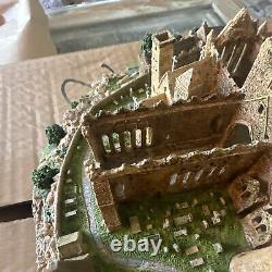 Danbury Mint The Rock of Cashel Castle Ireland Sculpture Rare