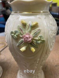 Pair of Belleek Ireland Porcelain Embossed Daisy Flower Table Lamps 19