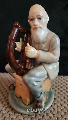 RARE The Bard Of Armagh Irish Porcelain WADE Figurine MINT