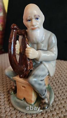 RARE The Bard Of Armagh Irish Porcelain WADE Figurine MINT