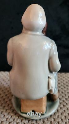 RARE The Bard Of Armagh Irish Porcelain WADE Figurine MINT