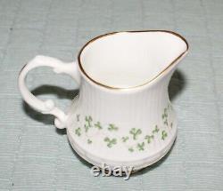 Royal Tara Green Shamrocks Tea Set Gold Trim 7Pc Pot/Cups/Saucer/Sugar/Creamer