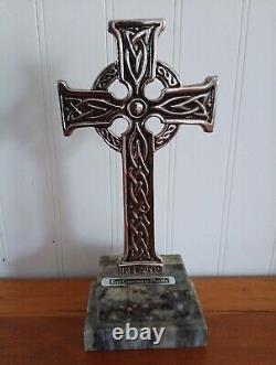 VTG Shannon Giftware Handmade Celtic Metal Cross Ireland Connemara Marble Base