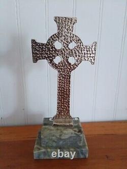 VTG Shannon Giftware Handmade Celtic Metal Cross Ireland Connemara Marble Base