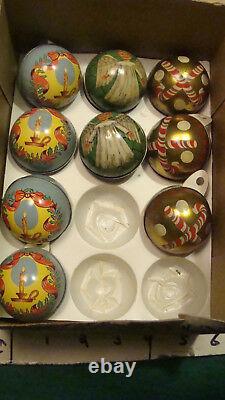 Vintage CHRISTMAS-candy filled Christmas Balls in box TIN EARLY made in Ireland
