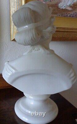 Vtg C1965 Rare Belleek Bust Of Joy Clyte Wearing Pearls Special Order Perfect