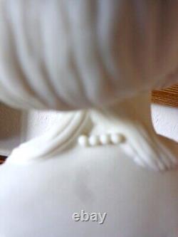 Vtg C1965 Rare Belleek Bust Of Joy Clyte Wearing Pearls Special Order Perfect